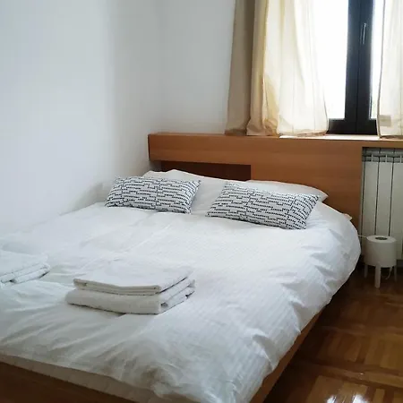 דירה Milic קאלודיירסקה בארה