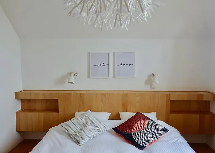 Milic Daire Kaludjerske Bare